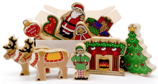 Lanka kade Wooden Christmas playset - 10 figures in box